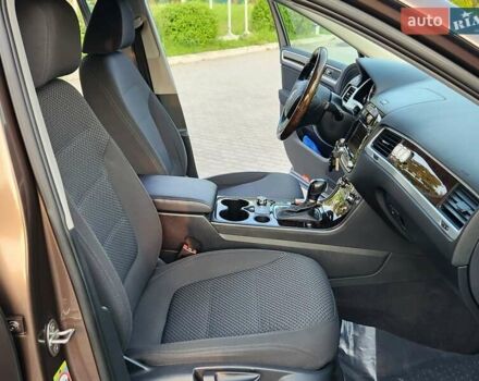 Коричневий Фольксваген Туарег, об'ємом двигуна 2.97 л та пробігом 130 тис. км за 22300 $, фото 45 на Automoto.ua