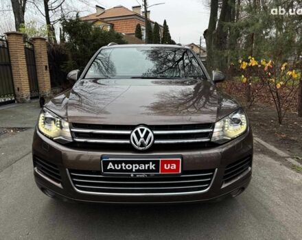 Коричневий Фольксваген Туарег, об'ємом двигуна 3 л та пробігом 296 тис. км за 19390 $, фото 1 на Automoto.ua