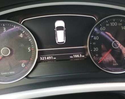 Коричневий Фольксваген Туарег, об'ємом двигуна 3 л та пробігом 321 тис. км за 14300 $, фото 5 на Automoto.ua