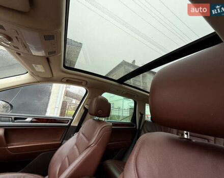 Коричневый Фольксваген Туарег, объемом двигателя 3 л и пробегом 225 тыс. км за 17999 $, фото 25 на Automoto.ua