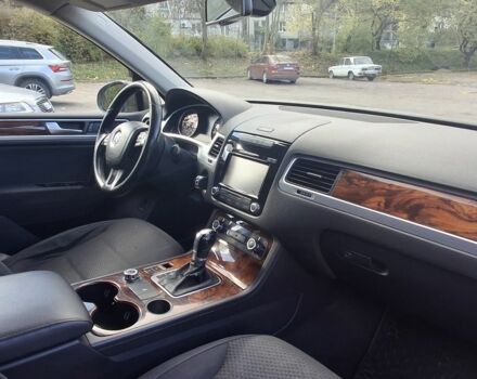 Коричневый Фольксваген Туарег, объемом двигателя 3 л и пробегом 321 тыс. км за 13000 $, фото 4 на Automoto.ua