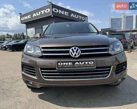 Коричневый Фольксваген Туарег, объемом двигателя 2.97 л и пробегом 214 тыс. км за 17490 $, фото 2 на Automoto.ua