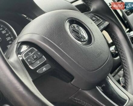 Коричневий Фольксваген Туарег, об'ємом двигуна 0 л та пробігом 199 тис. км за 15999 $, фото 19 на Automoto.ua