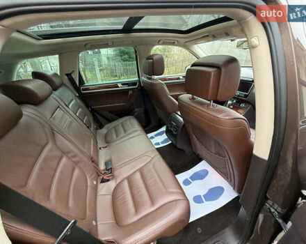 Коричневый Фольксваген Туарег, объемом двигателя 3 л и пробегом 225 тыс. км за 17999 $, фото 49 на Automoto.ua