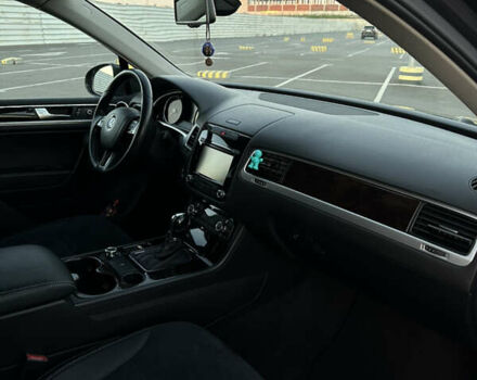 Коричневый Фольксваген Туарег, объемом двигателя 3 л и пробегом 192 тыс. км за 23500 $, фото 22 на Automoto.ua