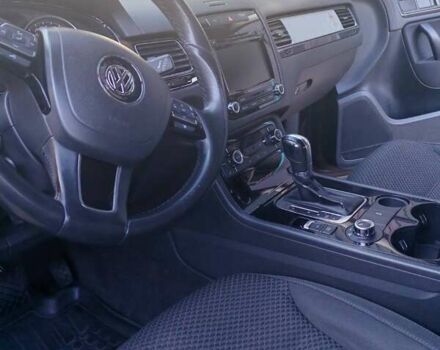 Коричневий Фольксваген Туарег, об'ємом двигуна 3 л та пробігом 319 тис. км за 14900 $, фото 9 на Automoto.ua