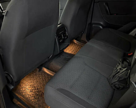 Коричневый Фольксваген Туарег, объемом двигателя 2.97 л и пробегом 174 тыс. км за 18500 $, фото 12 на Automoto.ua