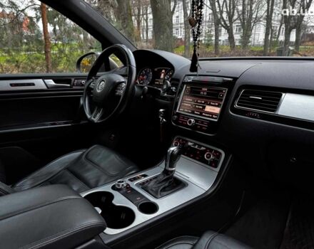 Коричневий Фольксваген Туарег, об'ємом двигуна 3 л та пробігом 296 тис. км за 19390 $, фото 32 на Automoto.ua