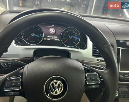 Коричневий Фольксваген Туарег, об'ємом двигуна 2.97 л та пробігом 207 тис. км за 23999 $, фото 21 на Automoto.ua