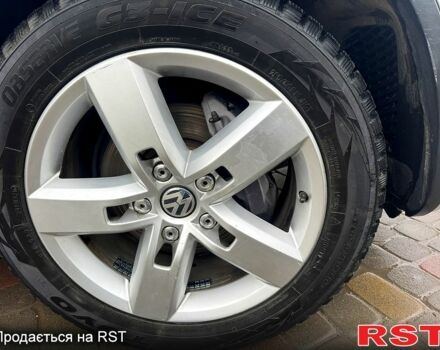 Коричневий Фольксваген Туарег, об'ємом двигуна 2 л та пробігом 345 тис. км за 16500 $, фото 7 на Automoto.ua