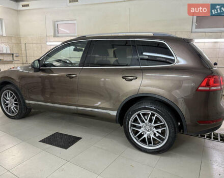 Коричневый Фольксваген Туарег, объемом двигателя 2.97 л и пробегом 174 тыс. км за 18500 $, фото 8 на Automoto.ua