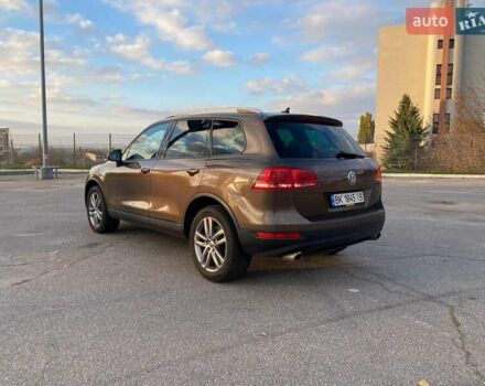 Коричневый Фольксваген Туарег, объемом двигателя 3 л и пробегом 241 тыс. км за 17100 $, фото 3 на Automoto.ua