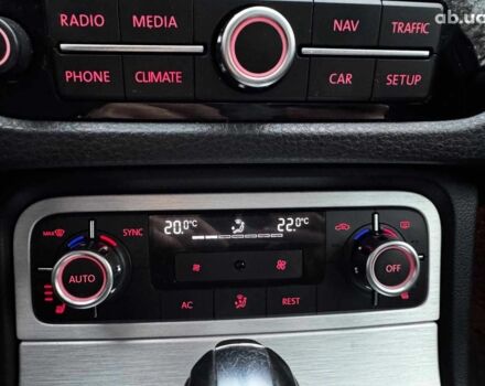 Коричневий Фольксваген Туарег, об'ємом двигуна 3 л та пробігом 296 тис. км за 19390 $, фото 19 на Automoto.ua