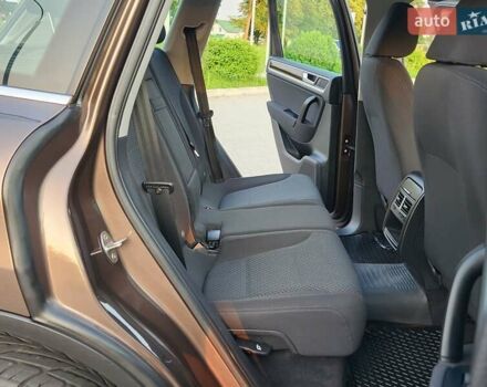 Коричневий Фольксваген Туарег, об'ємом двигуна 2.97 л та пробігом 130 тис. км за 22300 $, фото 44 на Automoto.ua