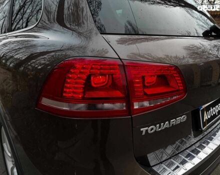 Коричневий Фольксваген Туарег, об'ємом двигуна 3 л та пробігом 296 тис. км за 19390 $, фото 8 на Automoto.ua