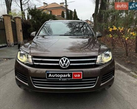 Коричневий Фольксваген Туарег, об'ємом двигуна 3 л та пробігом 296 тис. км за 19390 $, фото 1 на Automoto.ua