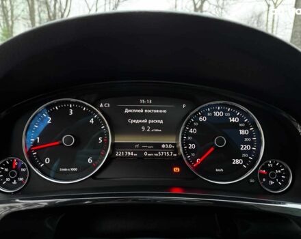 Коричневий Фольксваген Туарег, об'ємом двигуна 3 л та пробігом 296 тис. км за 19390 $, фото 15 на Automoto.ua