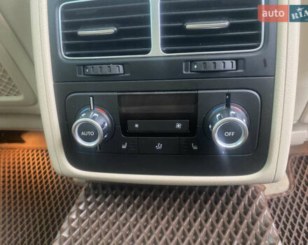 Коричневий Фольксваген Туарег, об'ємом двигуна 2.97 л та пробігом 348 тис. км за 20500 $, фото 42 на Automoto.ua