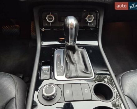 Коричневый Фольксваген Туарег, объемом двигателя 2.97 л и пробегом 340 тыс. км за 17950 $, фото 12 на Automoto.ua