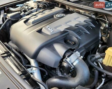 Коричневий Фольксваген Туарег, об'ємом двигуна 2.97 л та пробігом 130 тис. км за 22300 $, фото 50 на Automoto.ua