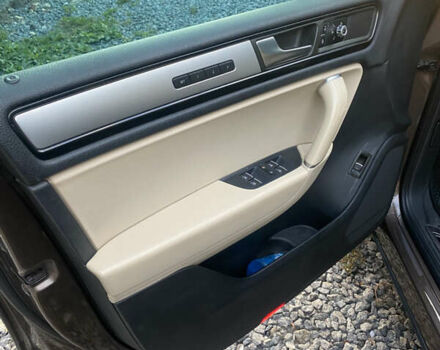 Коричневий Фольксваген Туарег, об'ємом двигуна 2.97 л та пробігом 265 тис. км за 20200 $, фото 13 на Automoto.ua