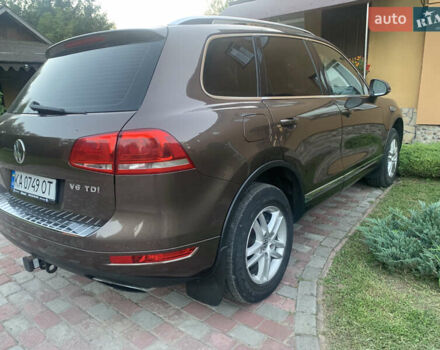 Коричневий Фольксваген Туарег, об'ємом двигуна 2.97 л та пробігом 333 тис. км за 17700 $, фото 4 на Automoto.ua
