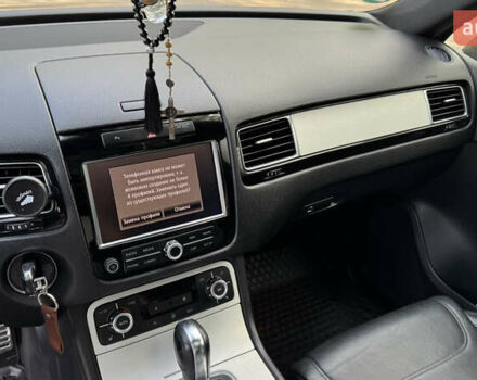 Коричневый Фольксваген Туарег, объемом двигателя 3 л и пробегом 230 тыс. км за 19200 $, фото 25 на Automoto.ua