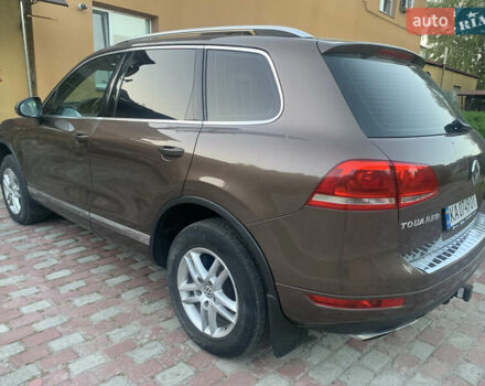 Коричневий Фольксваген Туарег, об'ємом двигуна 2.97 л та пробігом 333 тис. км за 17700 $, фото 3 на Automoto.ua