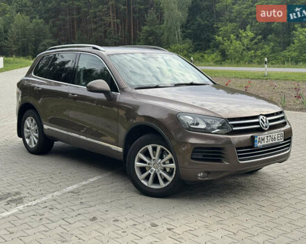 Коричневий Фольксваген Туарег, об'ємом двигуна 2.97 л та пробігом 242 тис. км за 19500 $, фото 3 на Automoto.ua