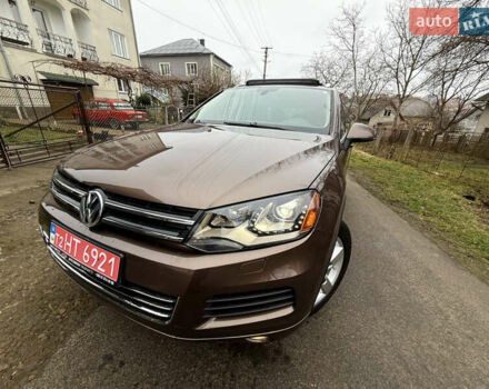 Коричневый Фольксваген Туарег, объемом двигателя 3 л и пробегом 225 тыс. км за 17999 $, фото 1 на Automoto.ua
