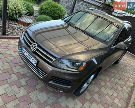 Коричневий Фольксваген Туарег, об'ємом двигуна 3 л та пробігом 280 тис. км за 16500 $, фото 2 на Automoto.ua