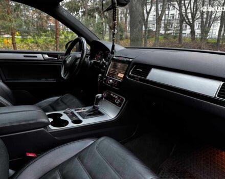 Коричневий Фольксваген Туарег, об'ємом двигуна 3 л та пробігом 296 тис. км за 19390 $, фото 31 на Automoto.ua