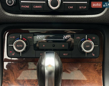 Коричневый Фольксваген Туарег, объемом двигателя 3.6 л и пробегом 206 тыс. км за 18200 $, фото 16 на Automoto.ua