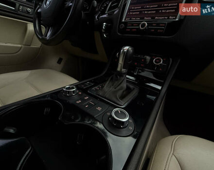 Коричневый Фольксваген Туарег, объемом двигателя 2.97 л и пробегом 239 тыс. км за 17500 $, фото 46 на Automoto.ua