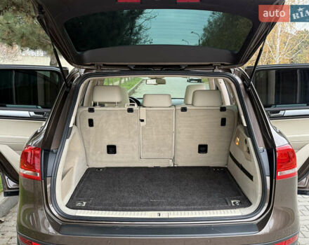 Коричневый Фольксваген Туарег, объемом двигателя 2.97 л и пробегом 239 тыс. км за 17500 $, фото 31 на Automoto.ua