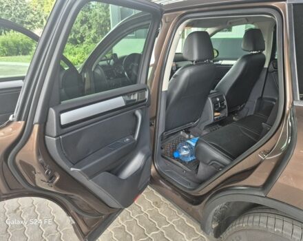 Коричневый Фольксваген Туарег, объемом двигателя 3 л и пробегом 265 тыс. км за 20000 $, фото 6 на Automoto.ua