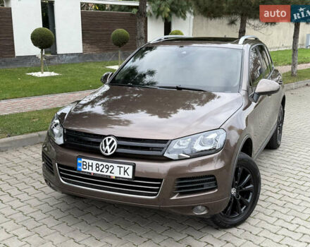 Коричневый Фольксваген Туарег, объемом двигателя 2.97 л и пробегом 239 тыс. км за 17500 $, фото 1 на Automoto.ua