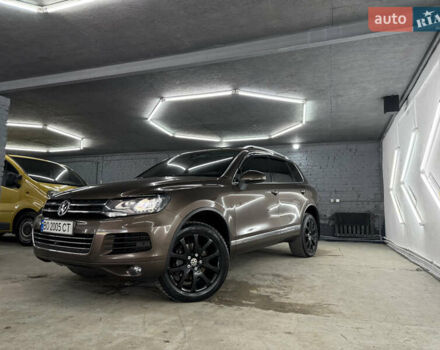 Коричневый Фольксваген Туарег, объемом двигателя 2.97 л и пробегом 300 тыс. км за 21300 $, фото 3 на Automoto.ua