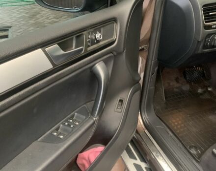 Коричневый Фольксваген Туарег, объемом двигателя 3 л и пробегом 106 тыс. км за 23000 $, фото 14 на Automoto.ua