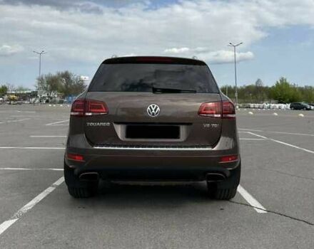 Коричневый Фольксваген Туарег, объемом двигателя 3 л и пробегом 80 тыс. км за 17500 $, фото 13 на Automoto.ua