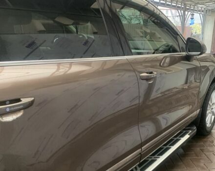 Коричневый Фольксваген Туарег, объемом двигателя 3 л и пробегом 106 тыс. км за 23000 $, фото 3 на Automoto.ua