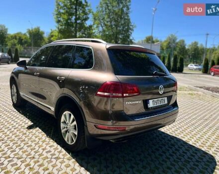 Коричневий Фольксваген Туарег, об'ємом двигуна 2.97 л та пробігом 190 тис. км за 24200 $, фото 8 на Automoto.ua