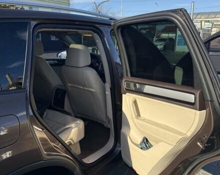 Коричневый Фольксваген Туарег, объемом двигателя 2.97 л и пробегом 240 тыс. км за 18000 $, фото 11 на Automoto.ua