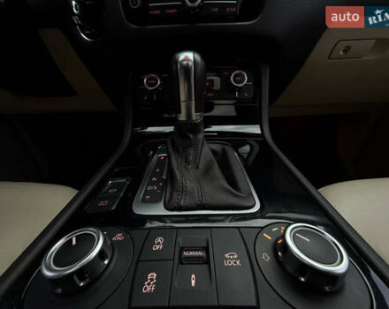 Коричневый Фольксваген Туарег, объемом двигателя 2.97 л и пробегом 239 тыс. км за 17500 $, фото 45 на Automoto.ua