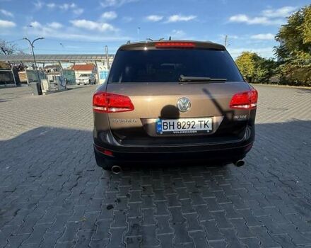 Коричневый Фольксваген Туарег, объемом двигателя 2.97 л и пробегом 240 тыс. км за 18000 $, фото 4 на Automoto.ua