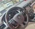 Коричневий Фольксваген Туарег, об'ємом двигуна 3 л та пробігом 340 тис. км за 11666 $, фото 10 на Automoto.ua