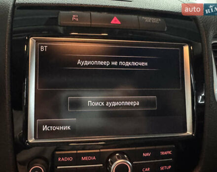 Коричневый Фольксваген Туарег, объемом двигателя 2.97 л и пробегом 300 тыс. км за 21300 $, фото 72 на Automoto.ua