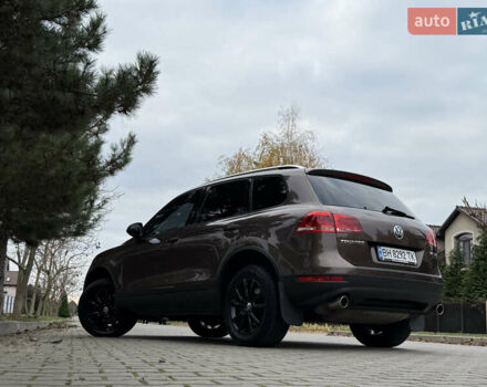 Коричневый Фольксваген Туарег, объемом двигателя 2.97 л и пробегом 239 тыс. км за 17500 $, фото 18 на Automoto.ua