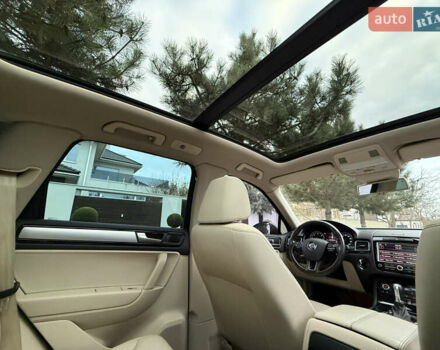 Коричневый Фольксваген Туарег, объемом двигателя 2.97 л и пробегом 239 тыс. км за 17500 $, фото 51 на Automoto.ua