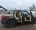 Коричневий Фольксваген Туарег, об'ємом двигуна 3 л та пробігом 340 тис. км за 11666 $, фото 2 на Automoto.ua